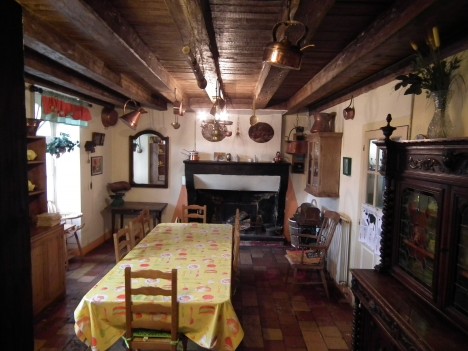 ch kitchen 5